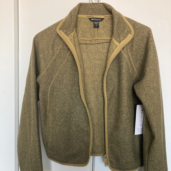 Athleta Stroll Fleece Jacket in Tapestry Gold - Picture 7 of 9